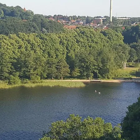 Mit Seeblick شقة *